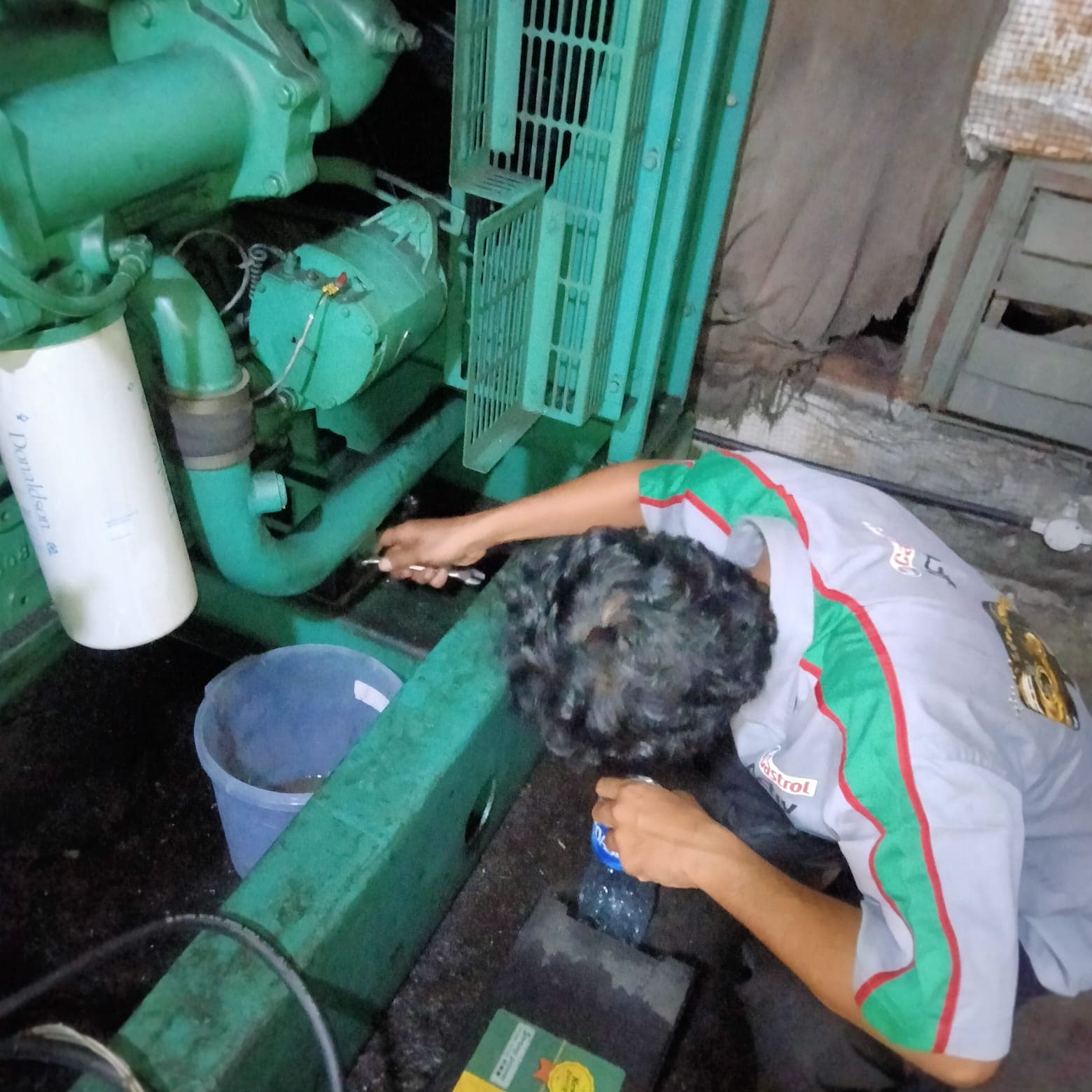 Bingung Cara Merawat Genset Bensin Portable? Ini Cara Mudah Jaga Mesin Tetap Awet!